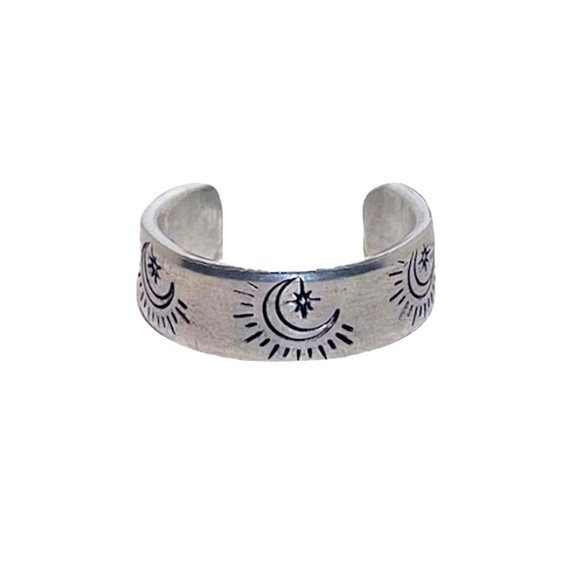 Handmade 7/8 hand stamped‎ boho moon silver hypoallergenic adjustable cuff ring - Picture 1 of 8